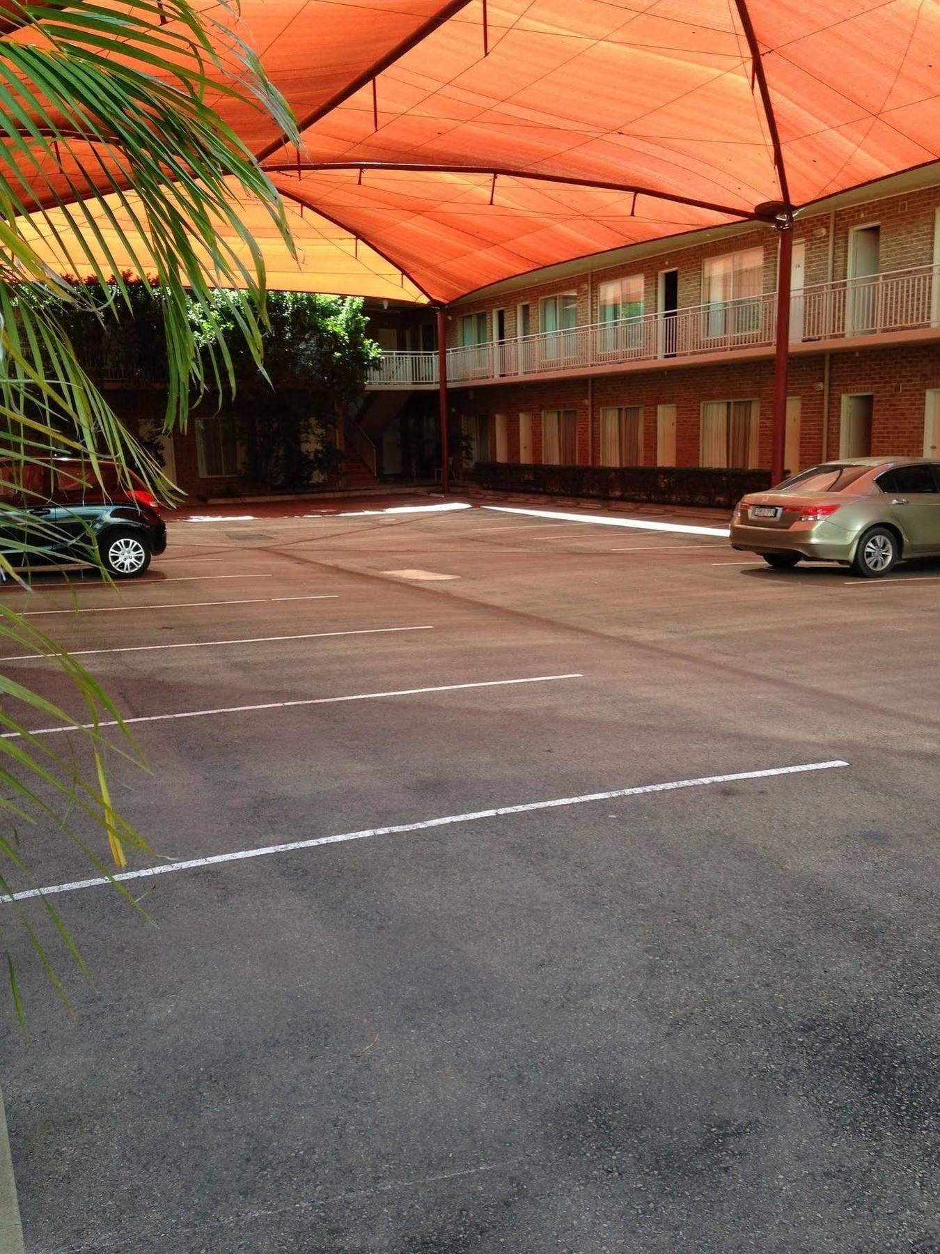 Francis Phillip Motor Inn And The Lodge Singleton Exterior foto